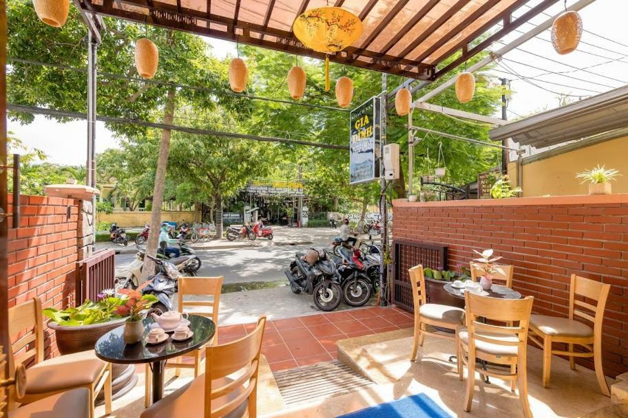 Family Hotel Хойан Экстерьер фото